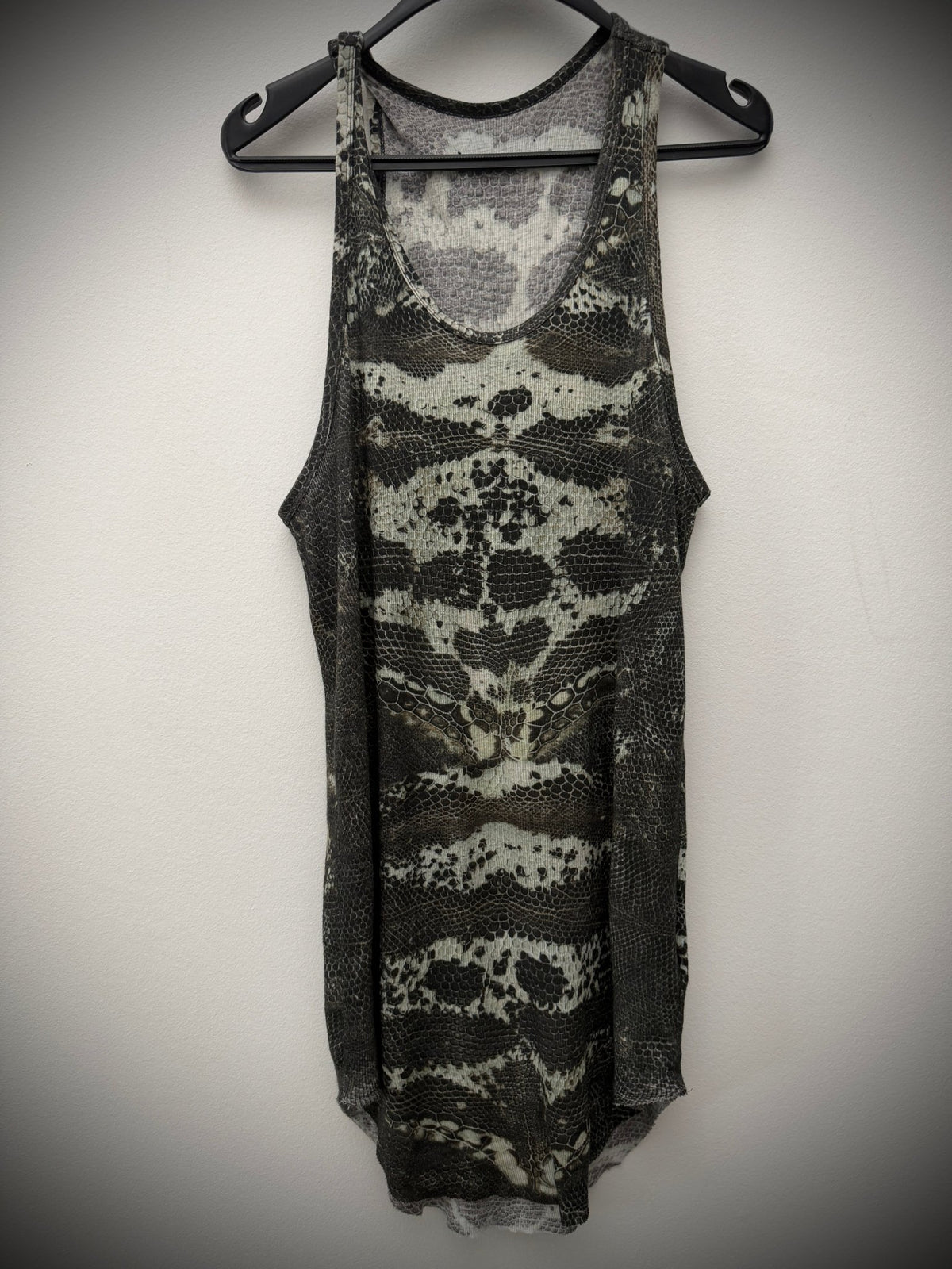 Ifsixwasnine Black snakeskin Tank Top - wintexarchive