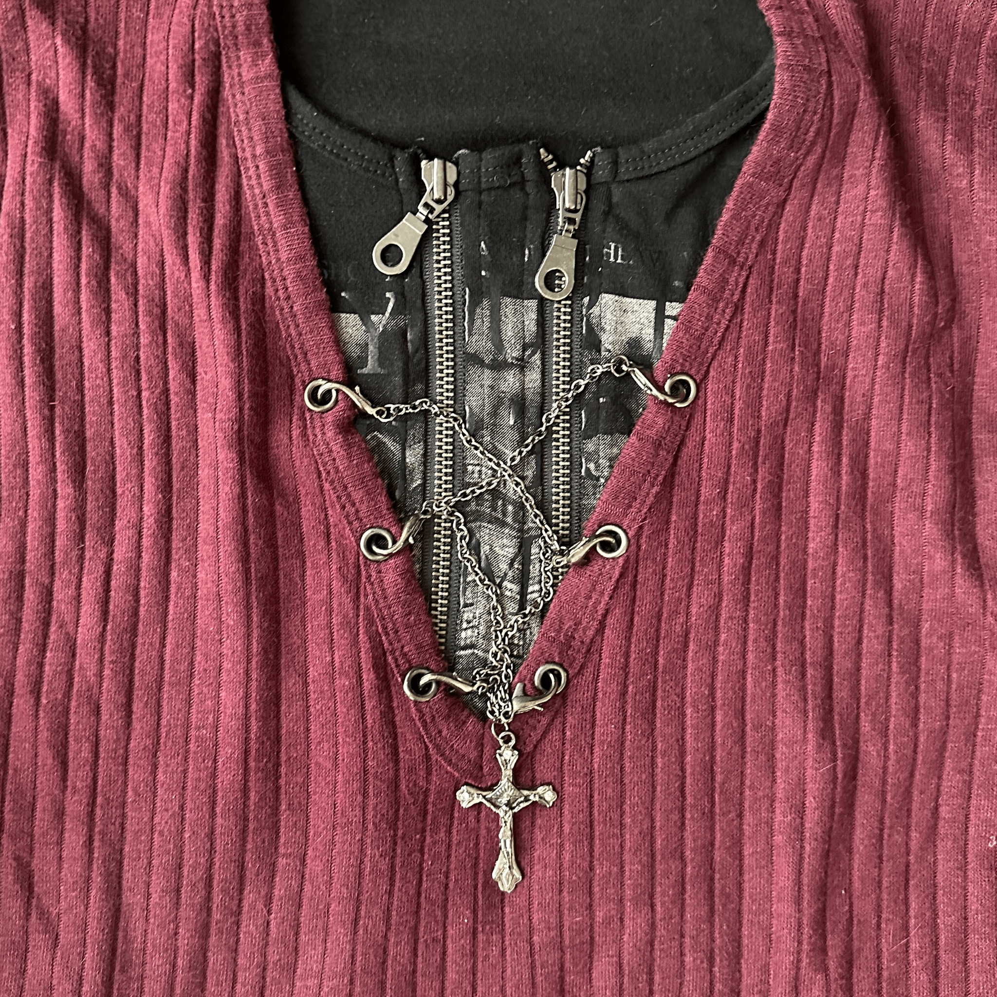 In the attic cross necklace Longsleeve - wintexarchive