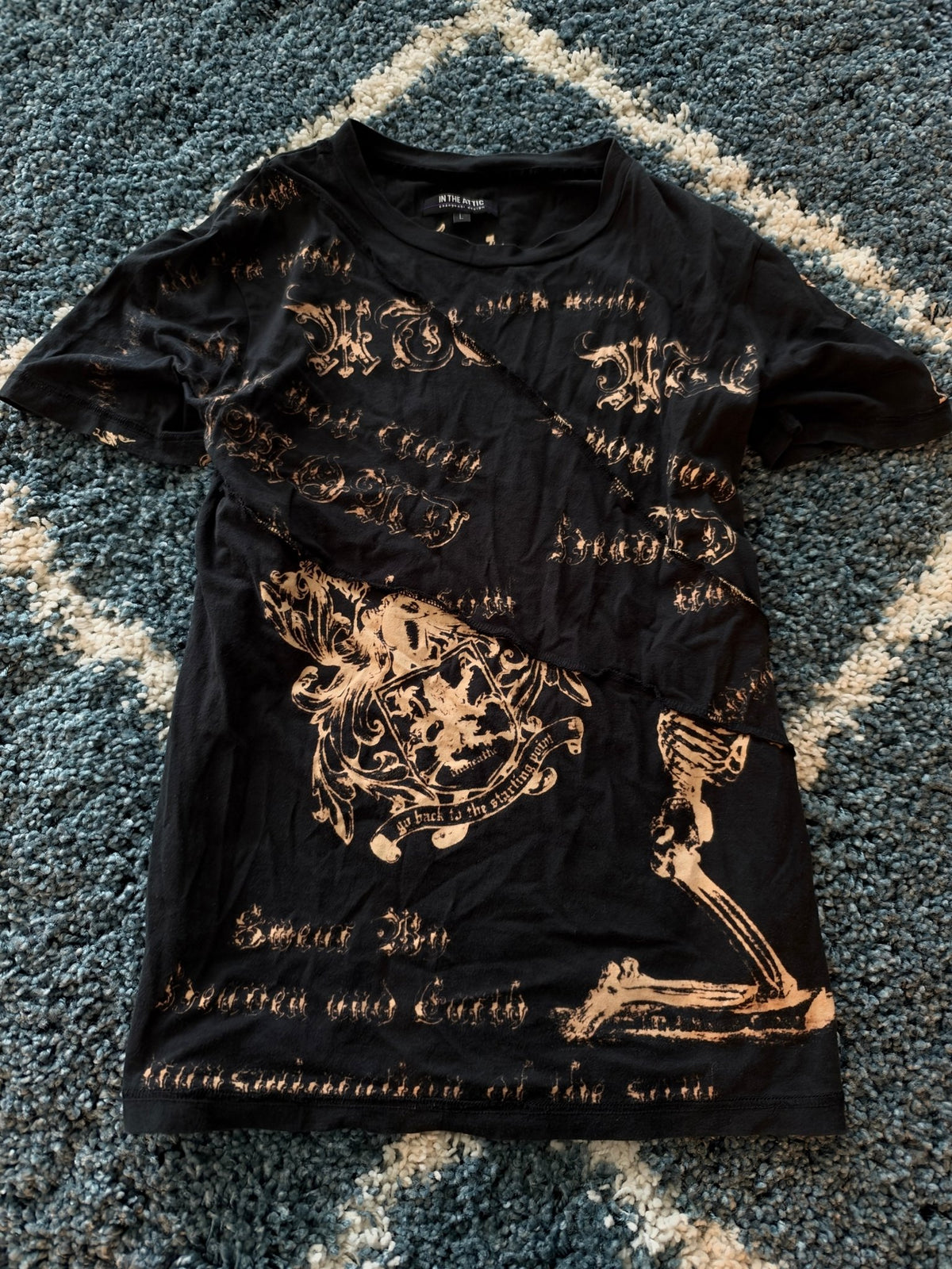 In The Attic Skull Slashed Shirt - wintexarchive