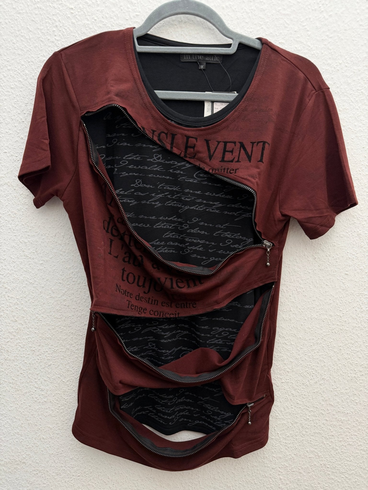 In the Attic TRIPPLE ZIPPER Poem Shirt - wintexarchive