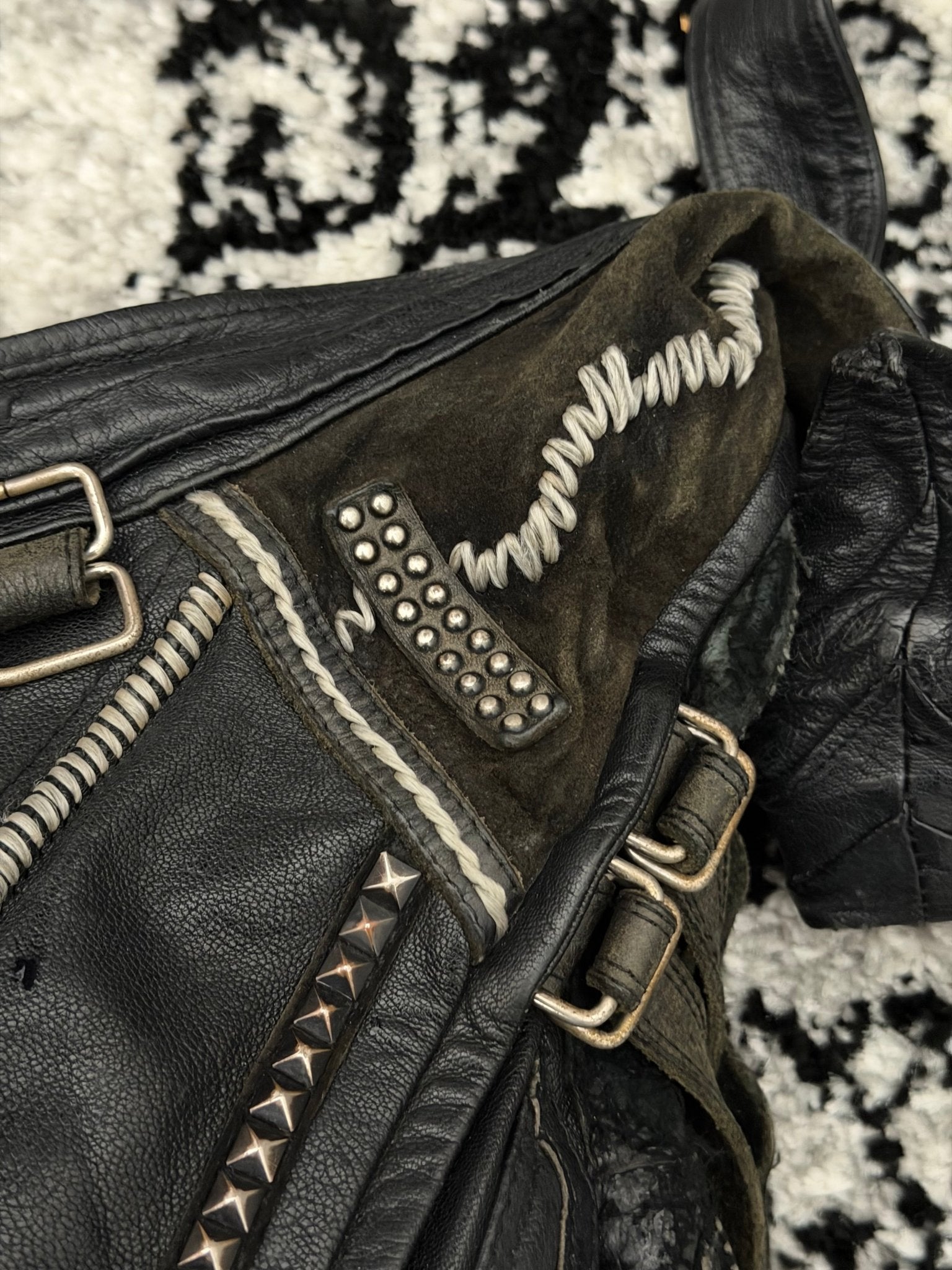 Kmrii 2006 Torpedo Bag - wintexarchive