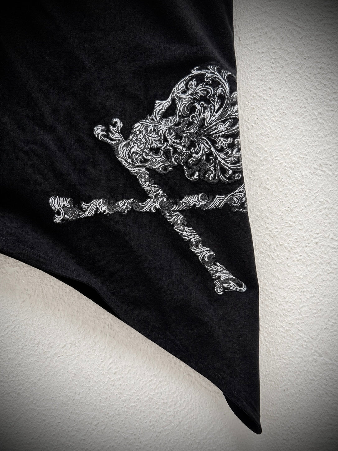 Obelisk Asymmetrical Skull Shirt - wintexarchive