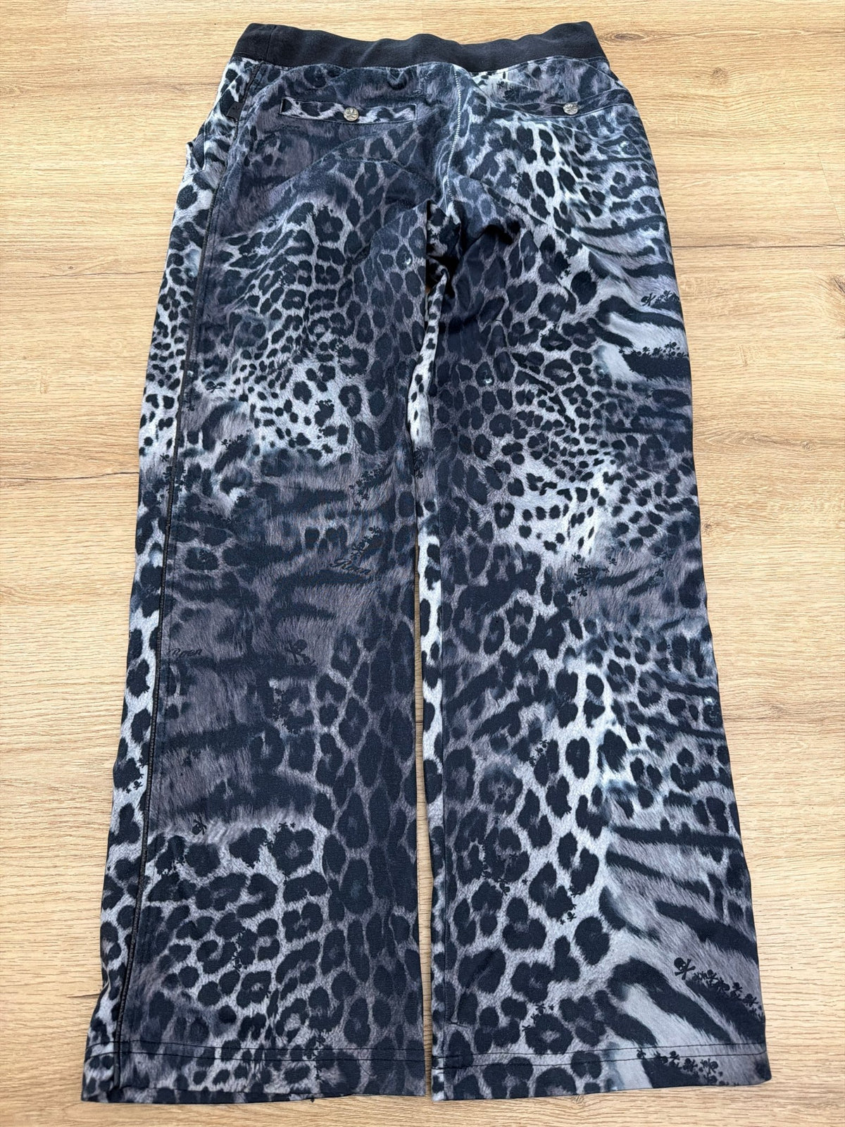 Roen Leopard Skull Sweatpants - wintexarchive