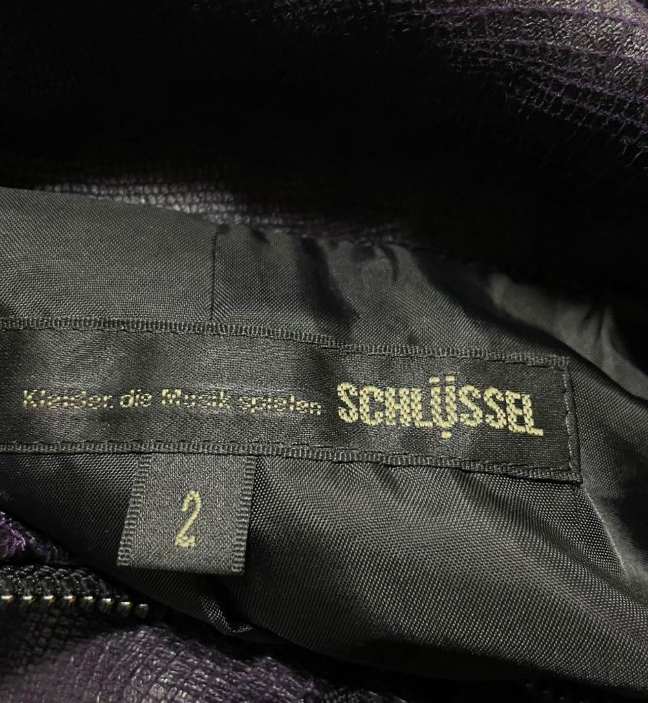 Schlussel Convertible Hood Croc Jacket - wintexarchive