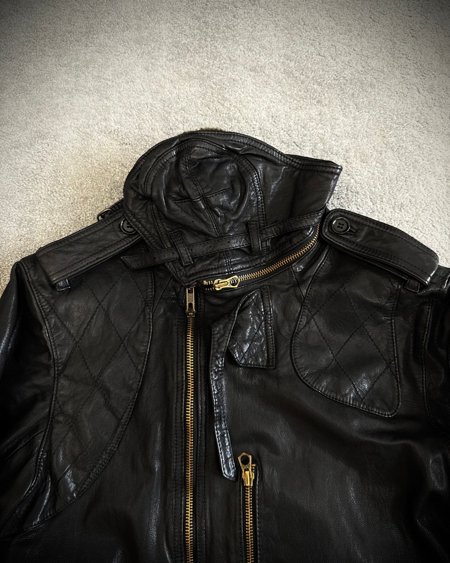 Share Spirit AW08 Gas Mask Jacket - wintexarchive