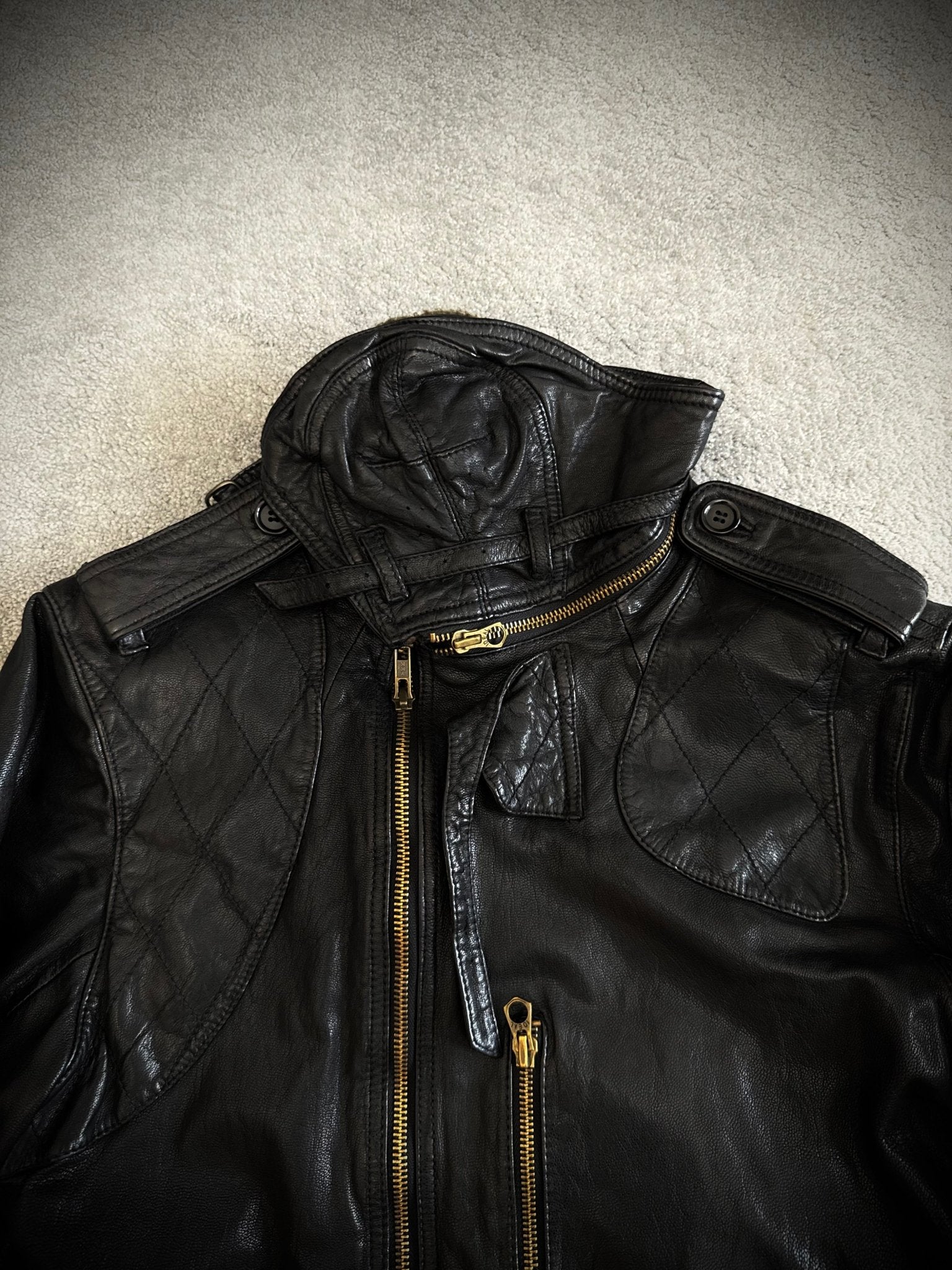Share Spirit AW08 Gas Mask Jacket - wintexarchive