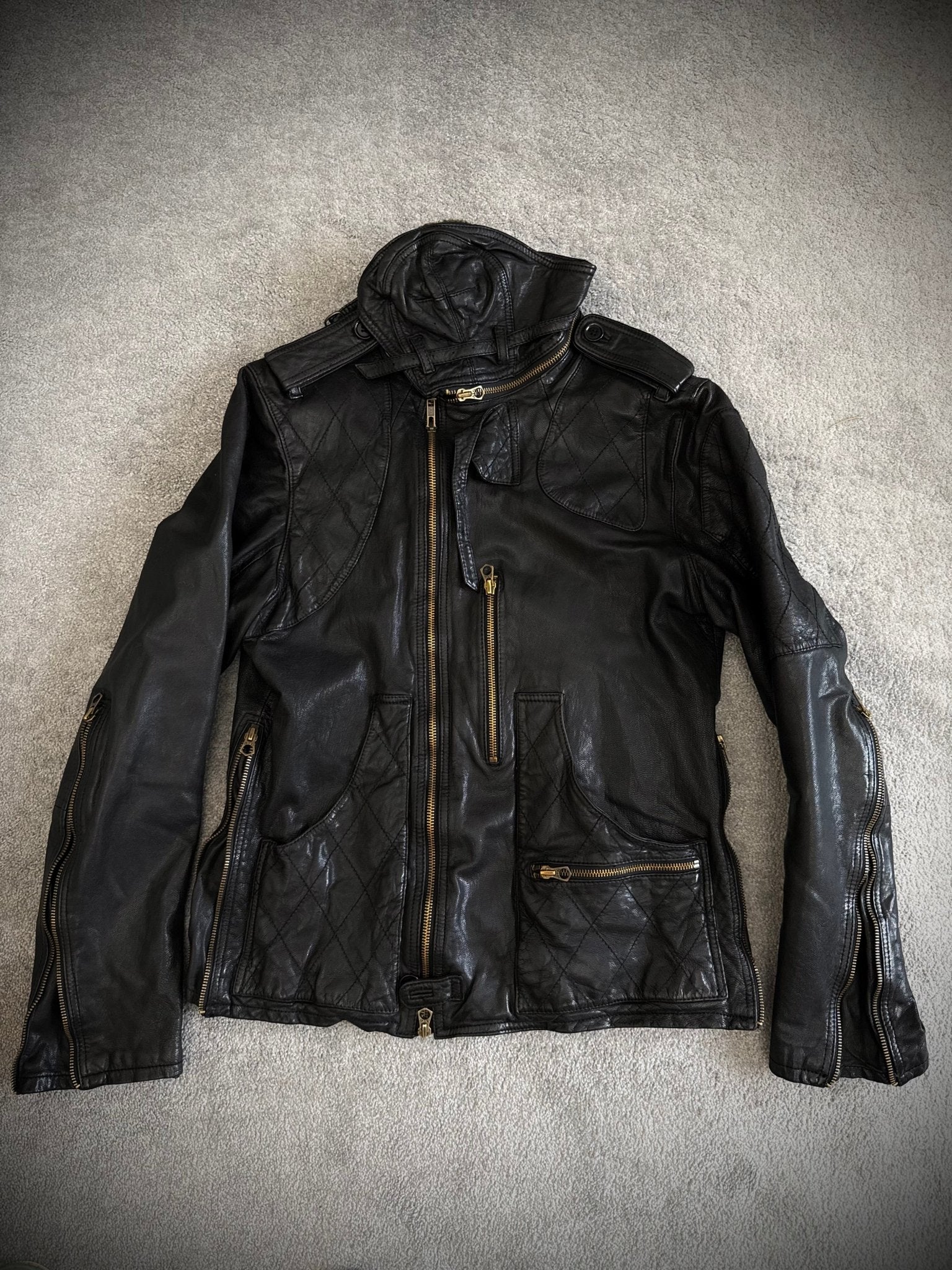 Share Spirit AW08 Gas Mask Jacket - wintexarchive