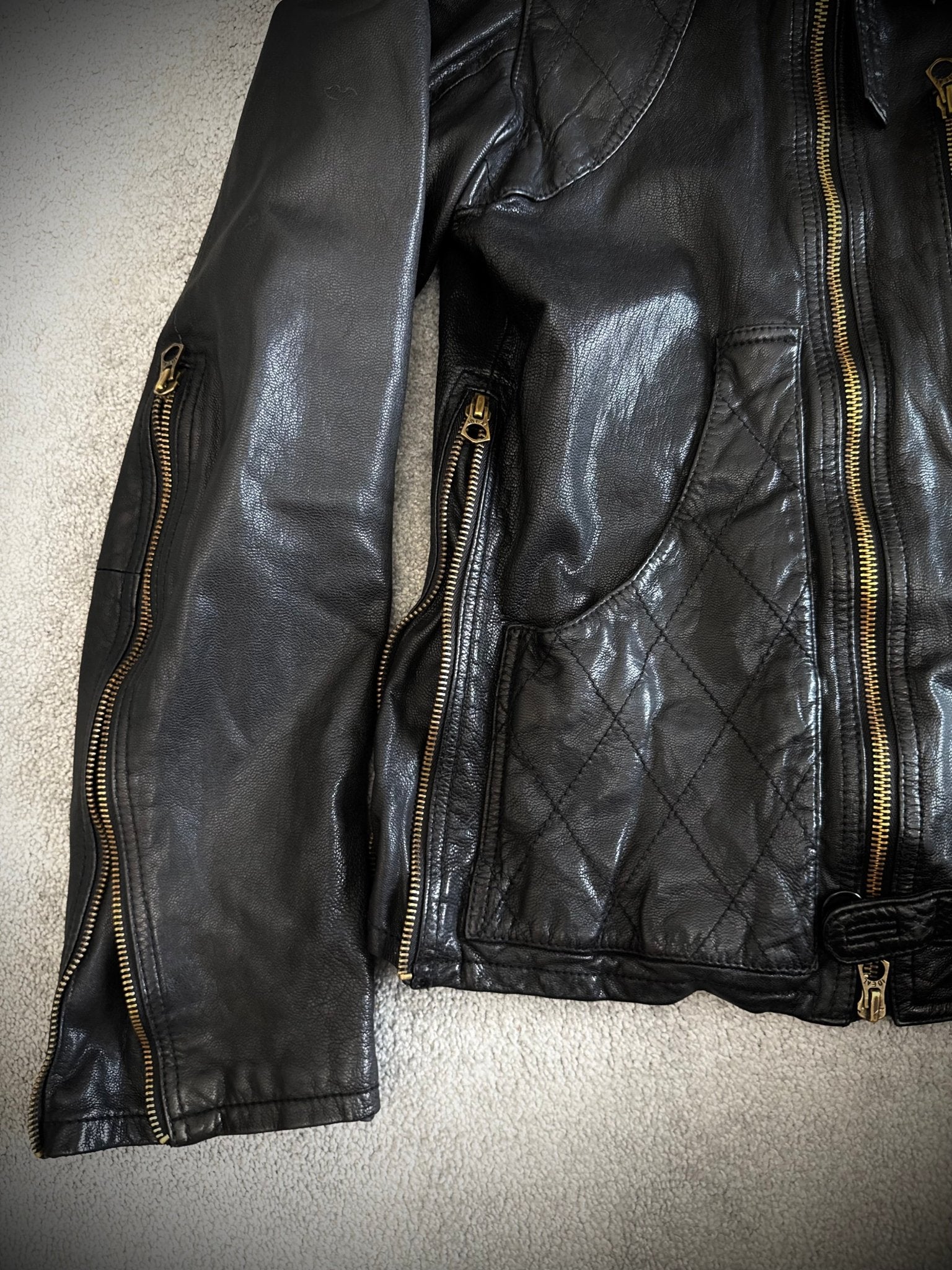 Share Spirit AW08 Gas Mask Jacket - wintexarchive