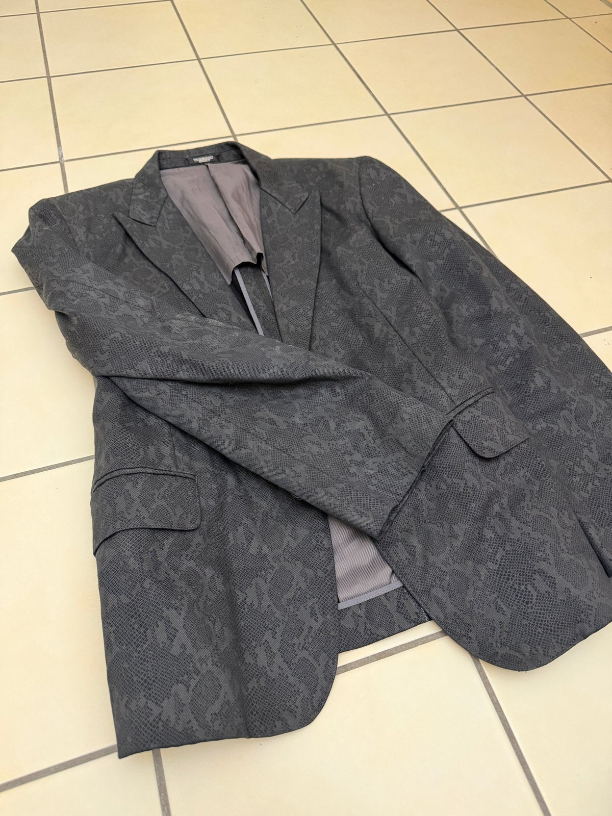 Tornado Mart 00‘s Python Blazer - wintexarchive