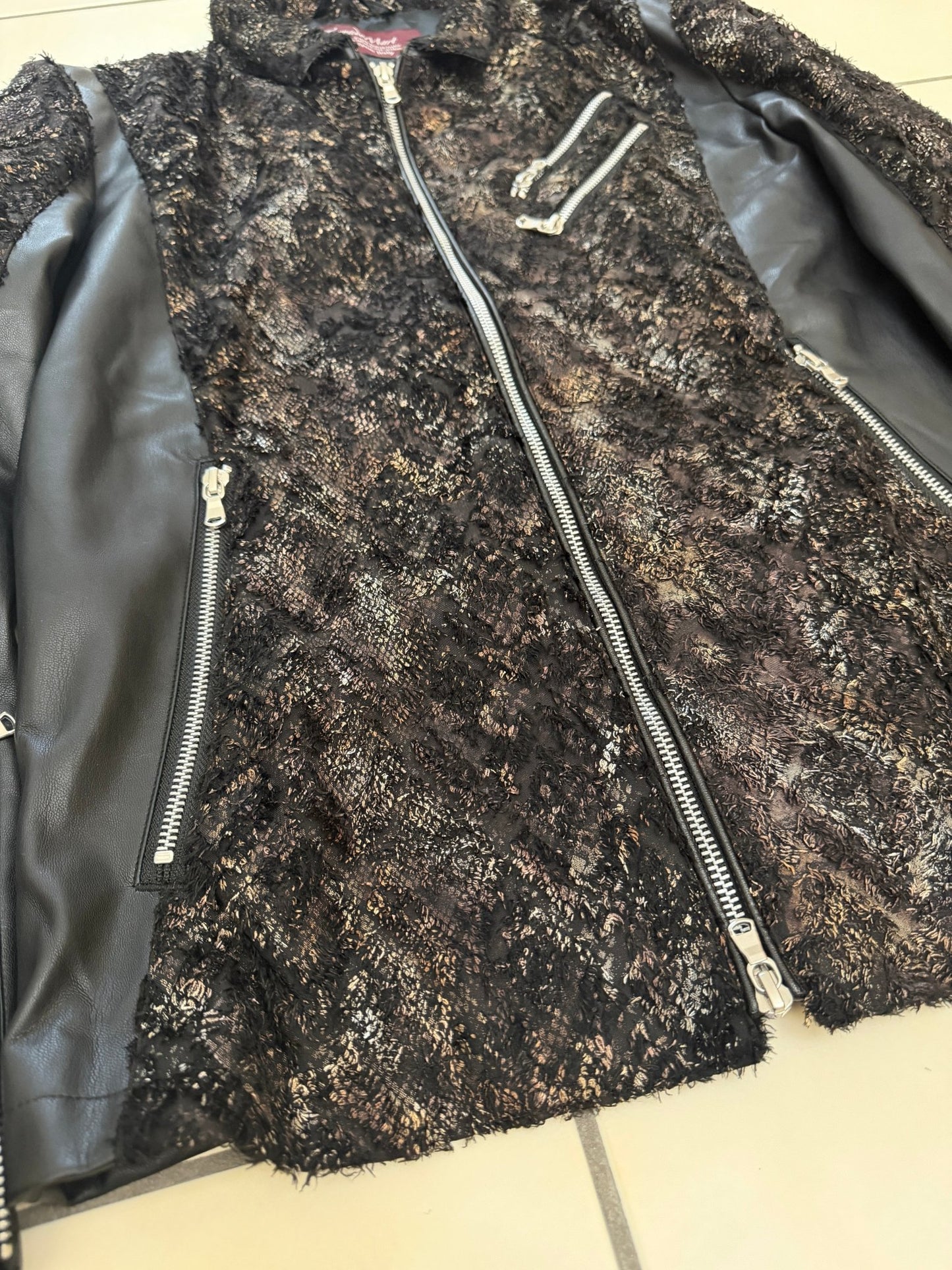 Tornado Mart Abstract Python Glitter Jacket - wintexarchive