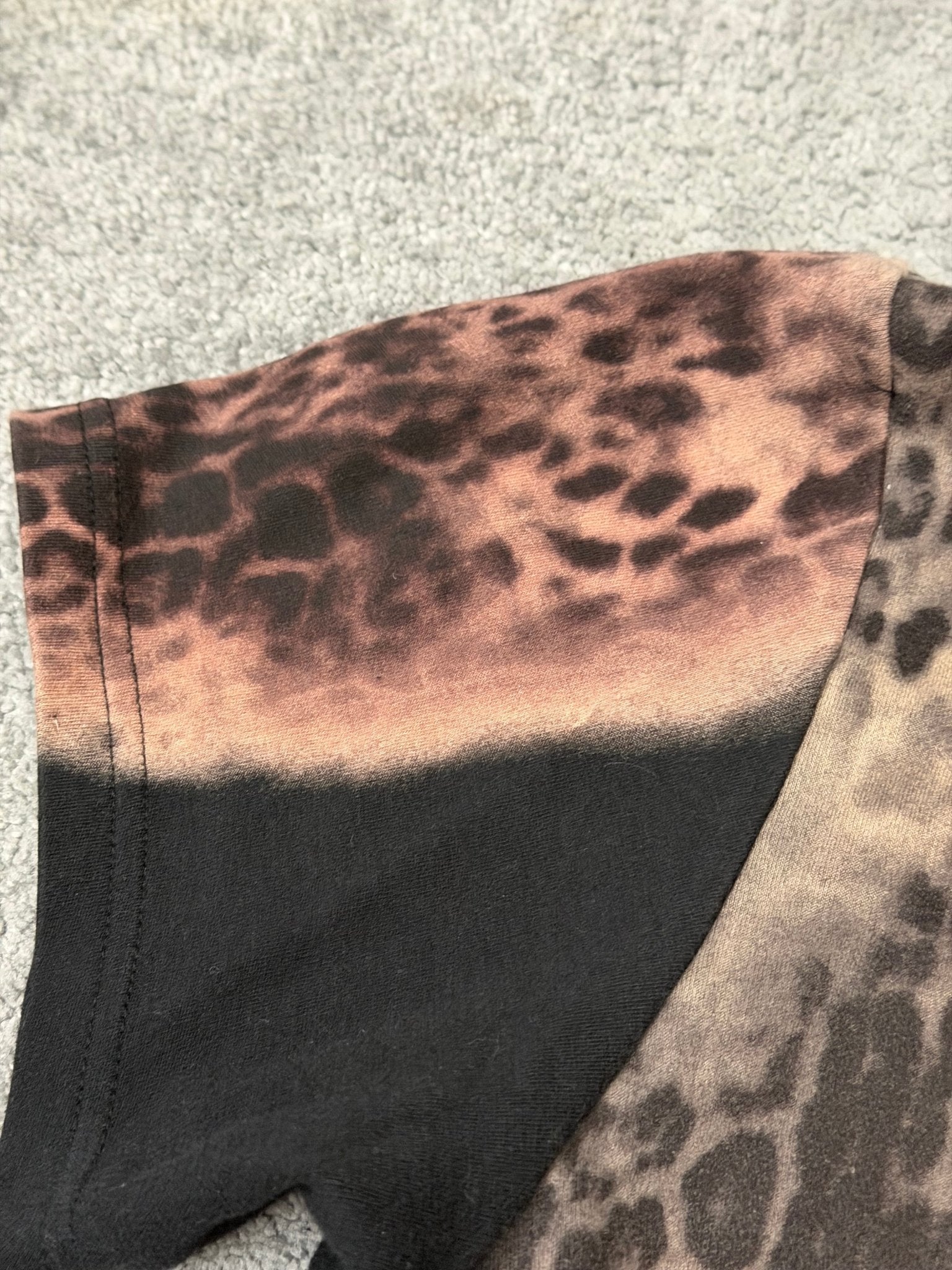 Tornado Mart early 2000's Infusion Leopard Polo Shirt – wintexarchive