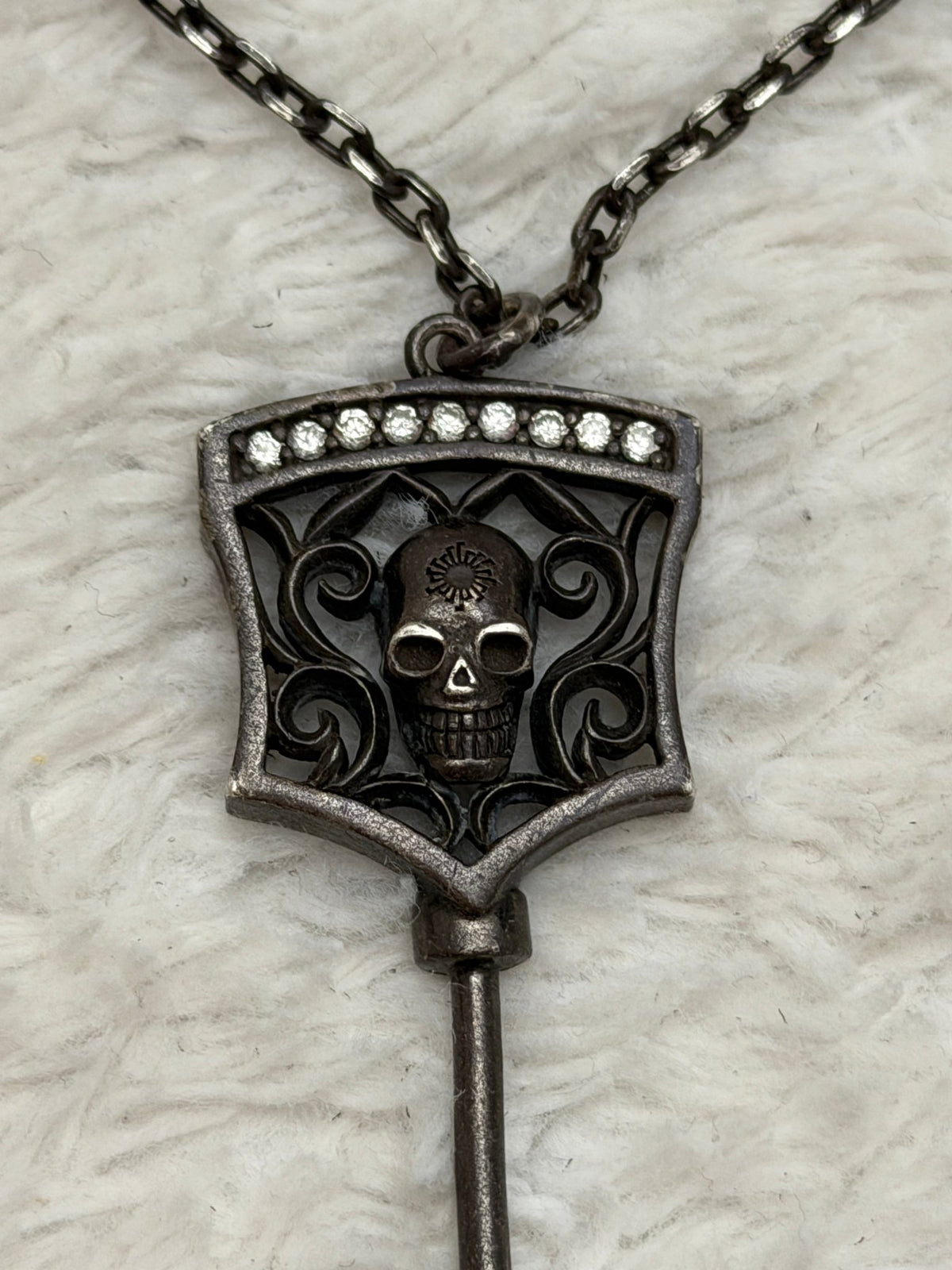 Tornado Mart „Gate“ Necklace - wintexarchive