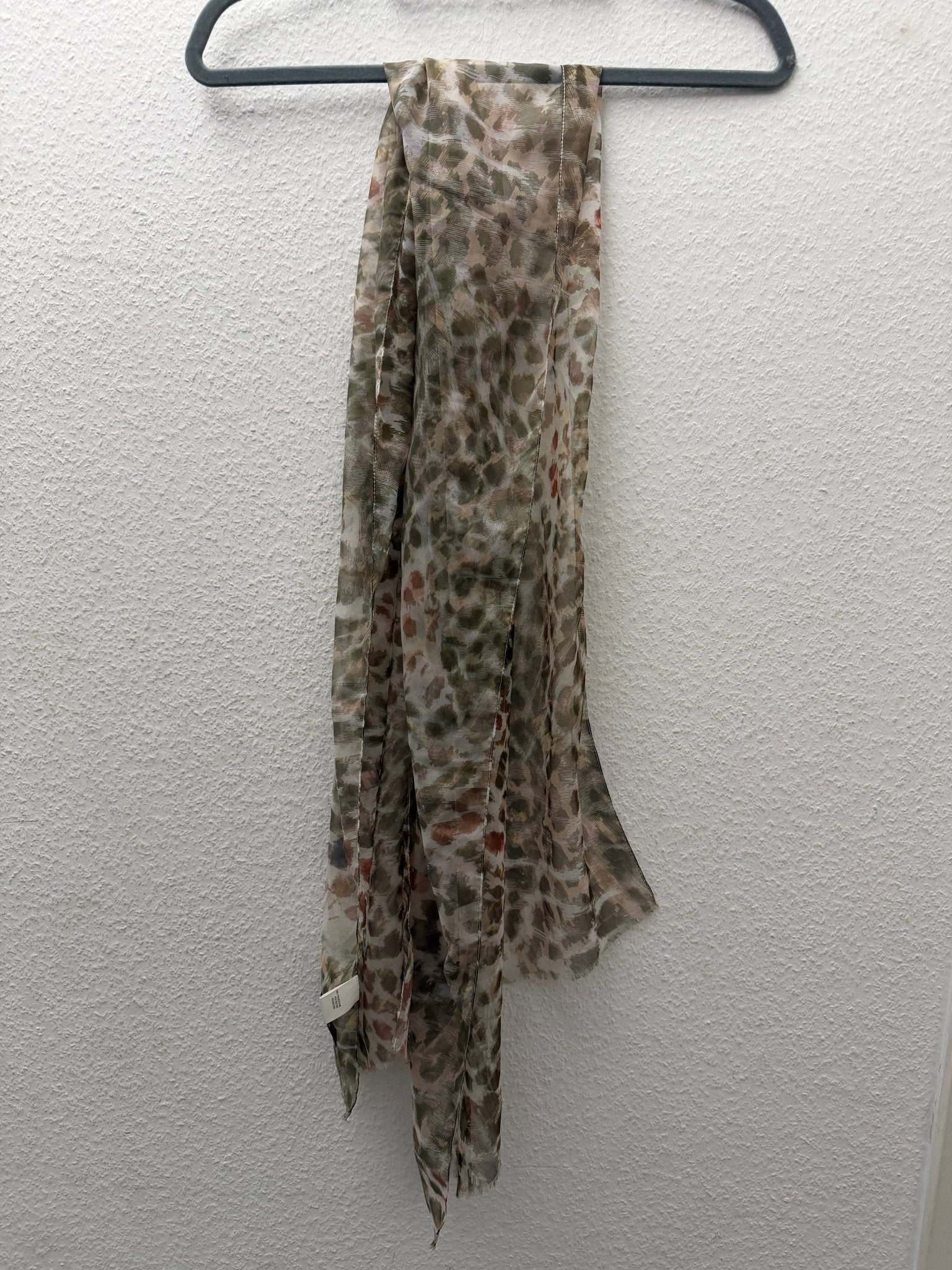 Tornado Mart Italy Line Leopard Stole - wintexarchive