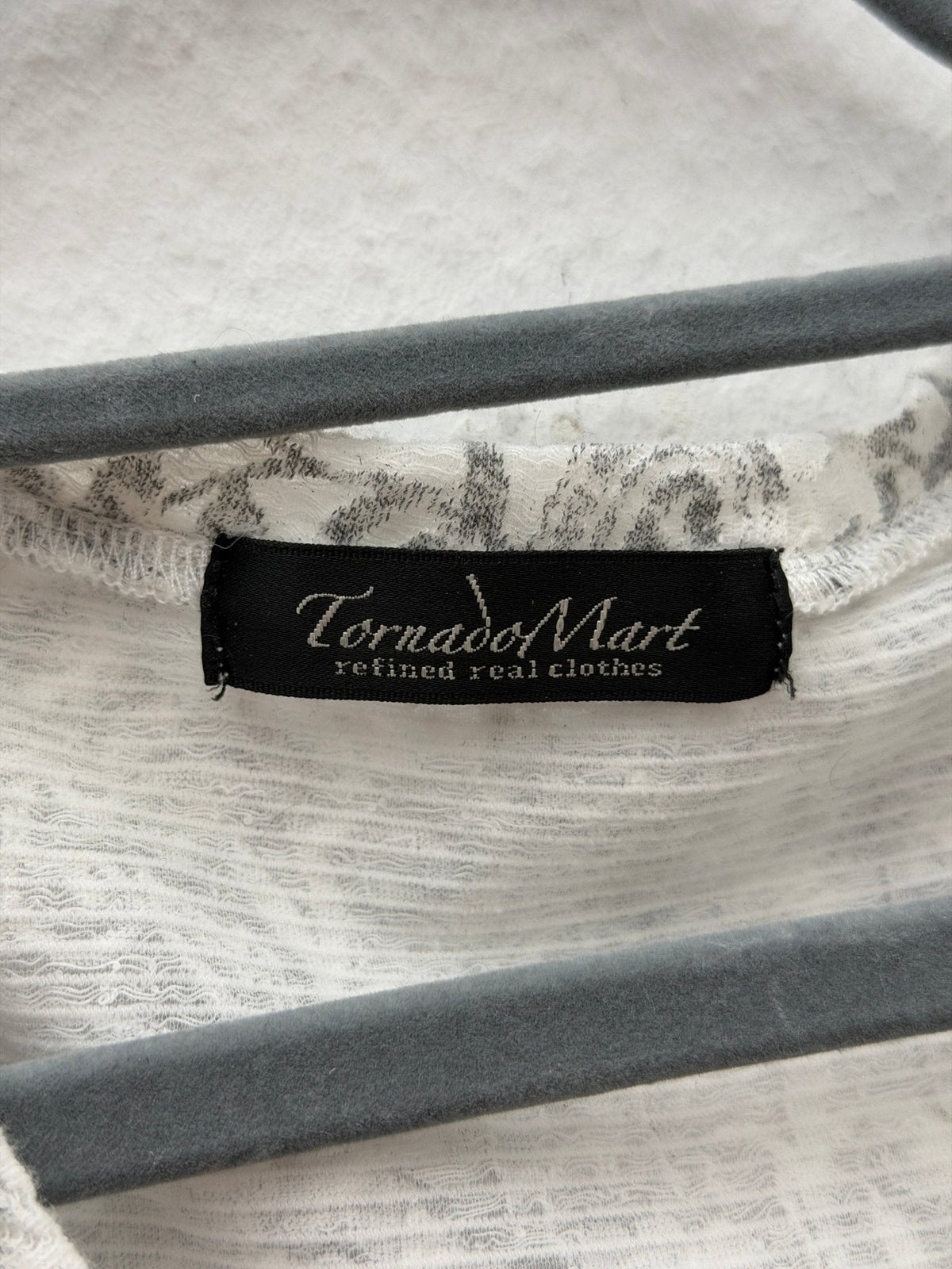 Tornado Mart Micro Distressed Snow Leopard Shirt - wintexarchive