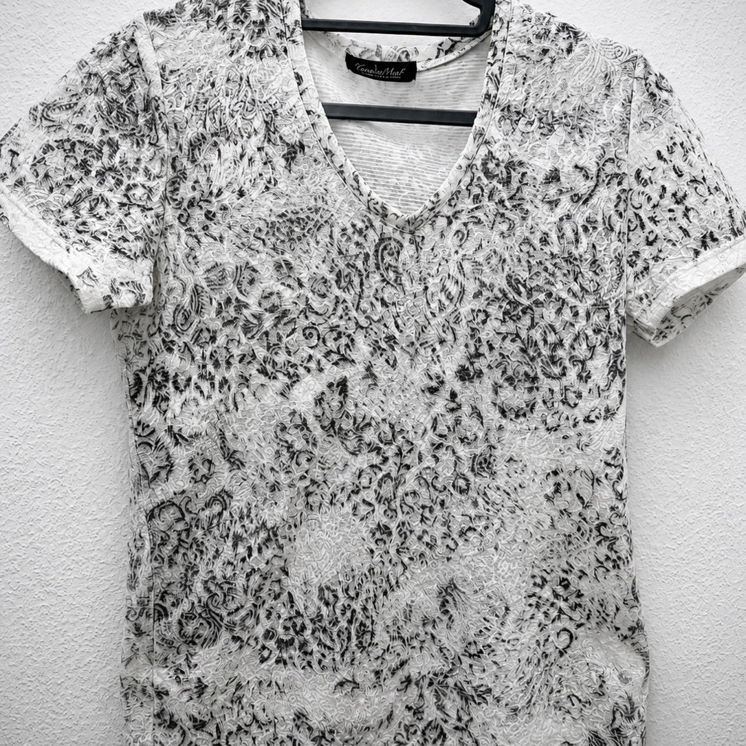 Tornado Mart Micro Distressed Snow Leopard Shirt - wintexarchive