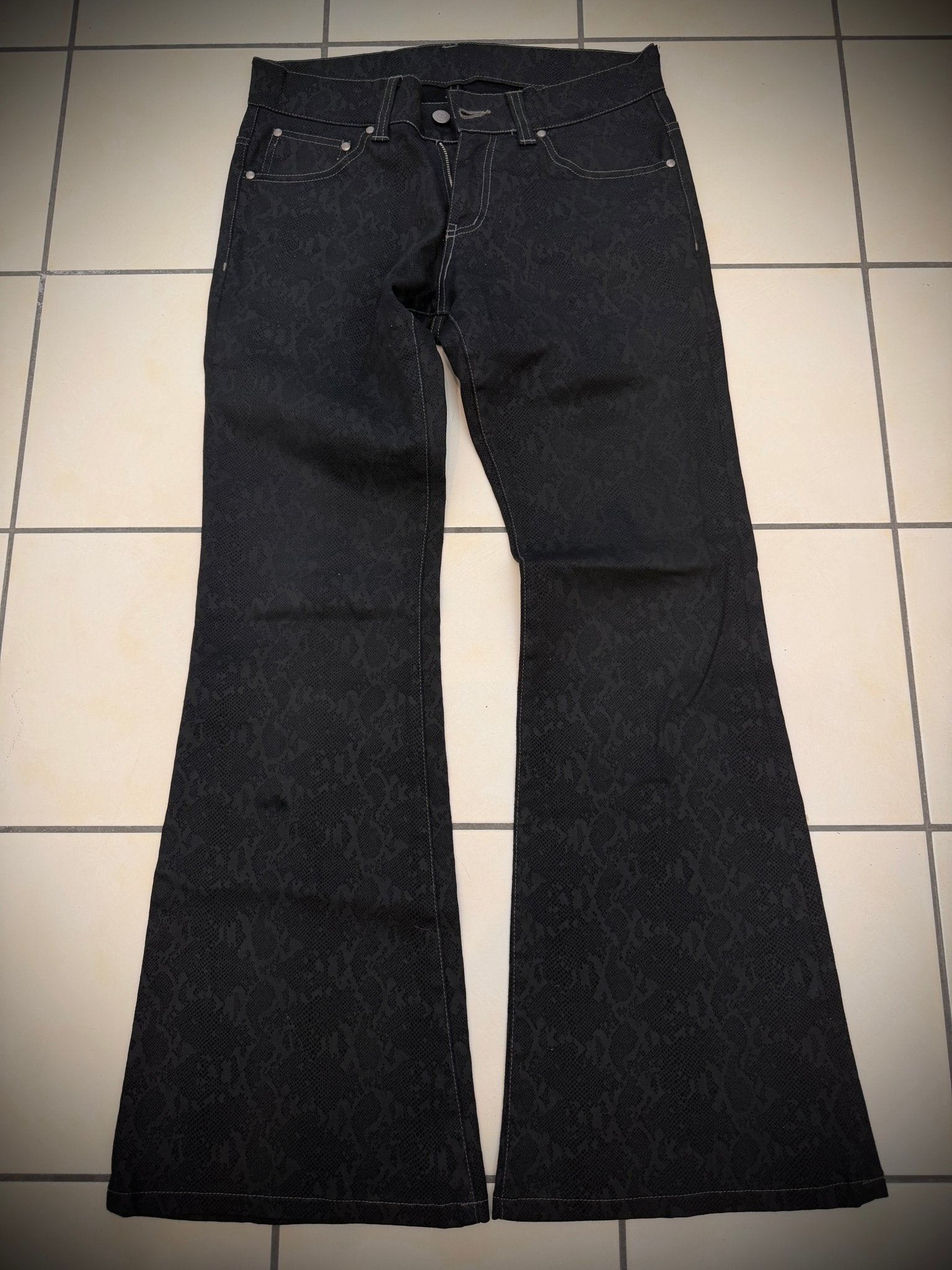 Tornado Mart Python Coated Sword Pockets Flared Pants - wintexarchive