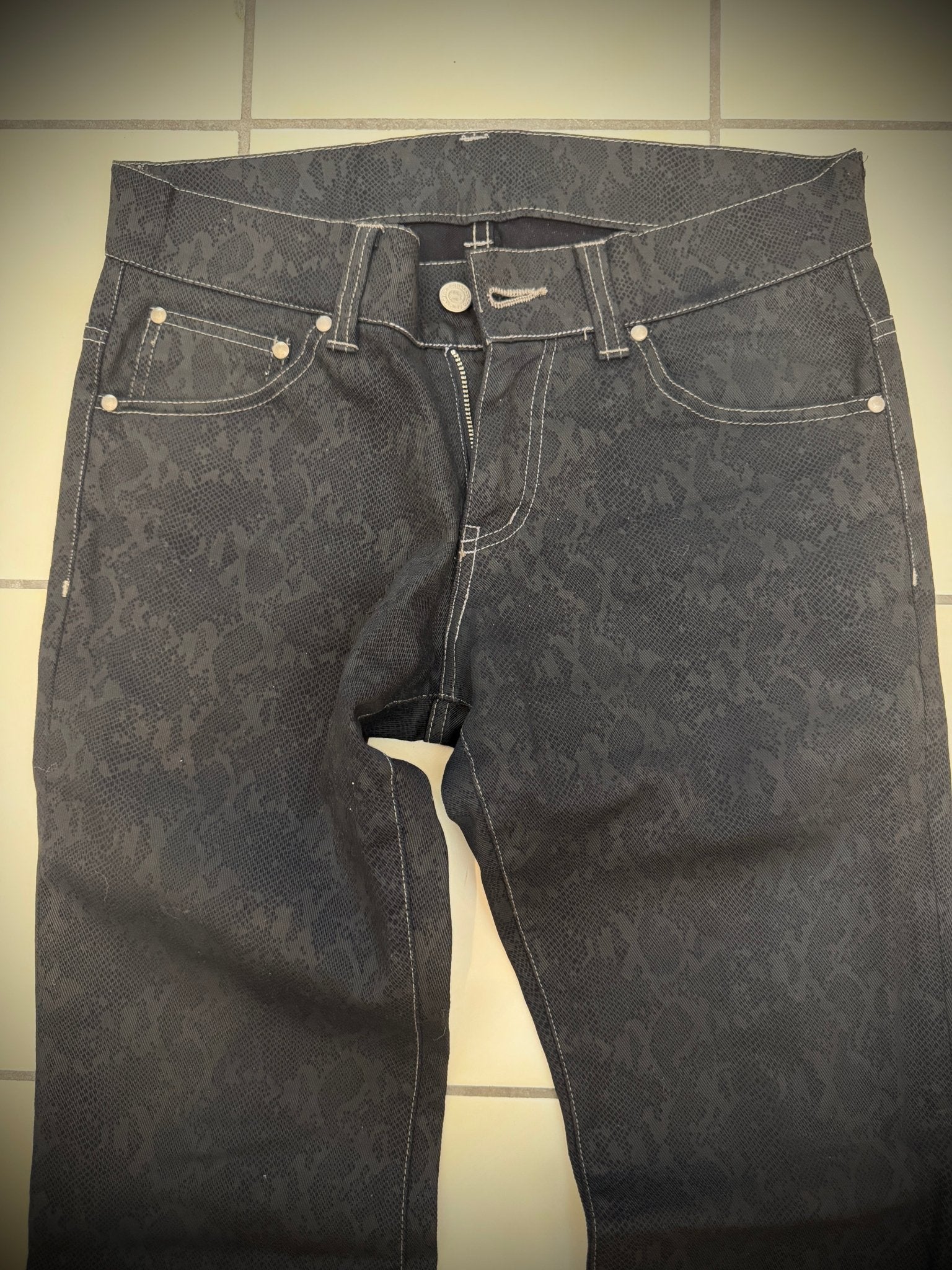 Tornado Mart Python Coated Sword Pockets Flared Pants - wintexarchive