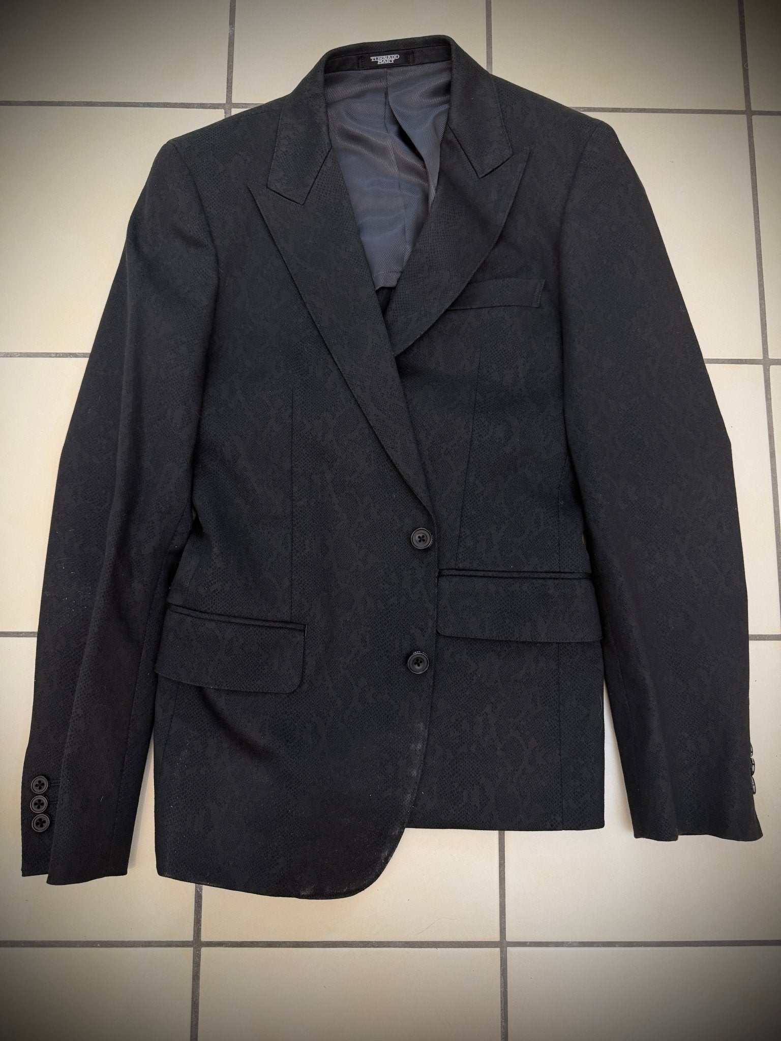 Tornado Mart Python Coating Padded Shoulders Blazer - wintexarchive