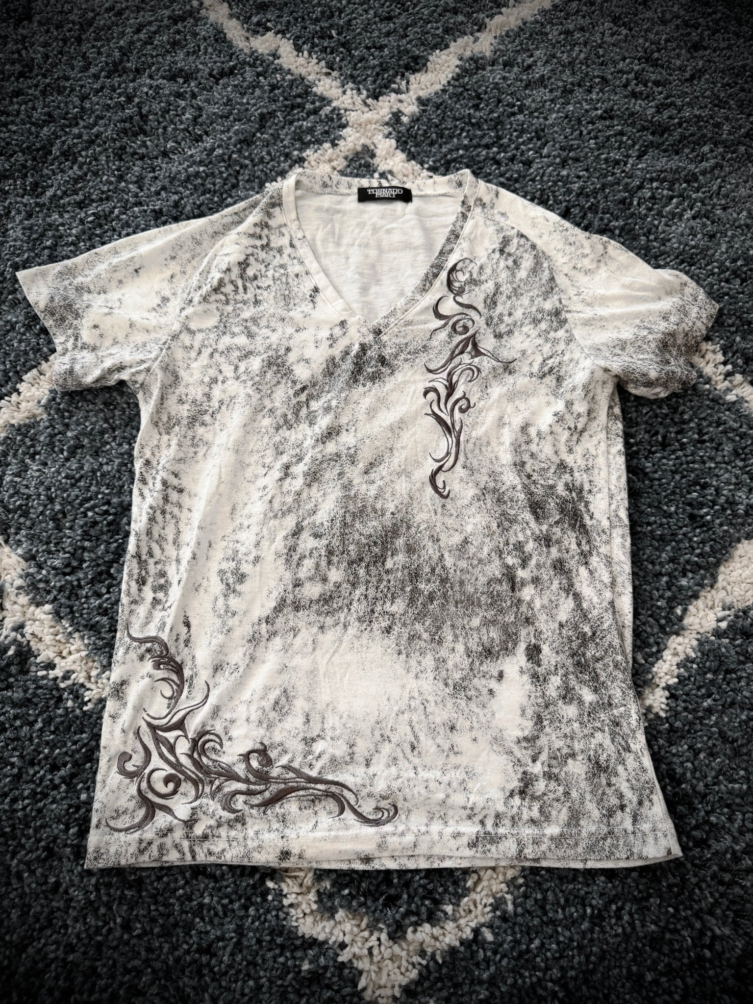 Tornado Mart Shiny Tribal Embroidery Shirt - wintexarchive