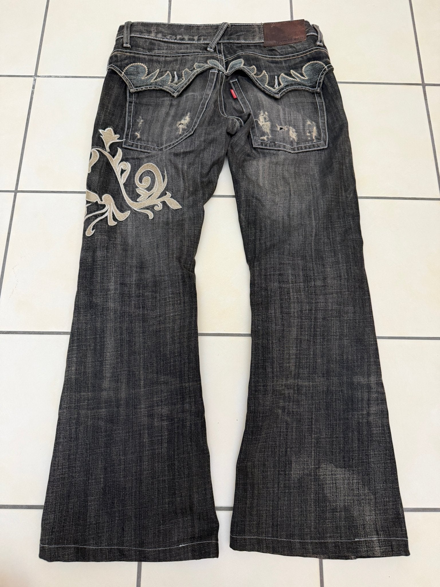 Tornado Mart Tribal Flared Pants - wintexarchive