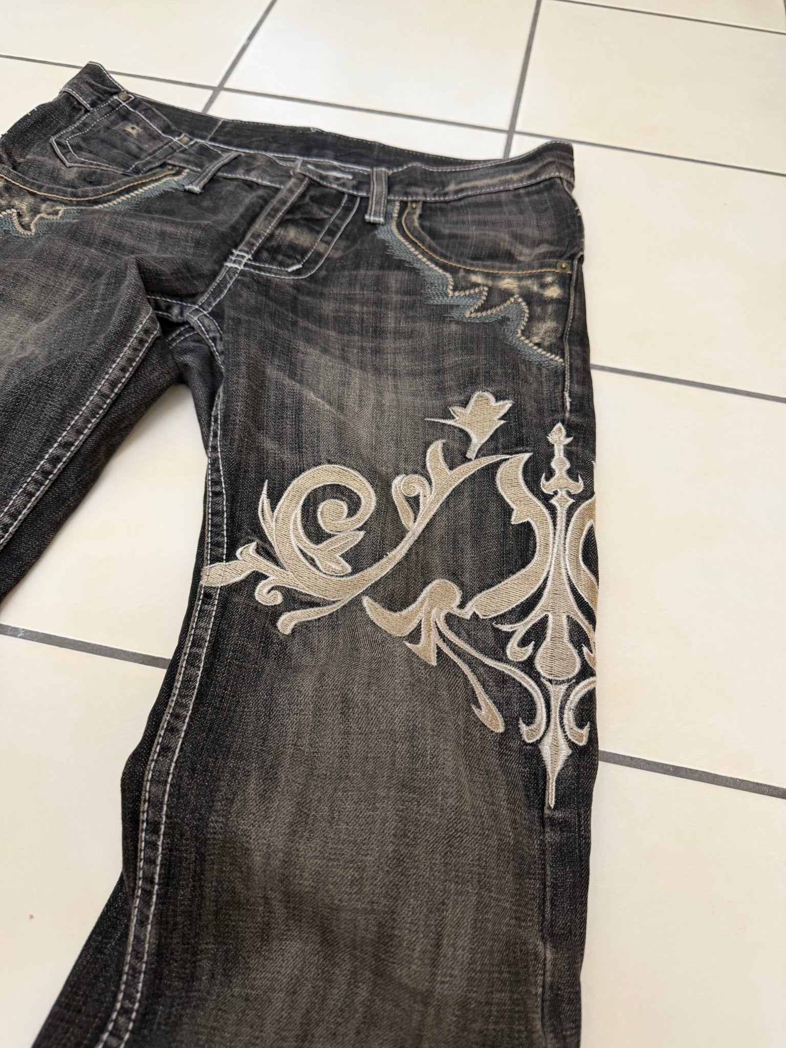 Tornado Mart Tribal Flared Pants - wintexarchive